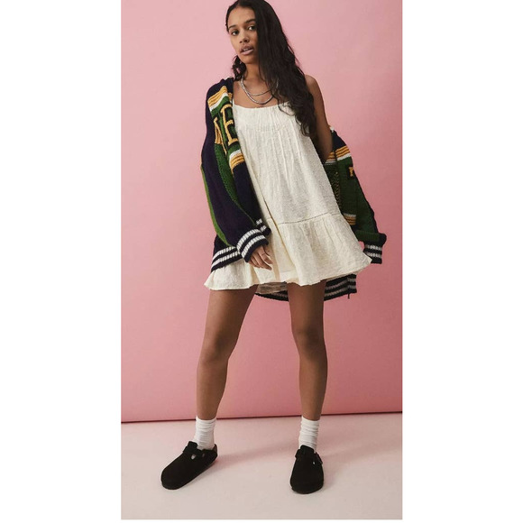 Urban Outfitters Dresses & Skirts - Urban Outfitters White Dina Smock Dress Size medium